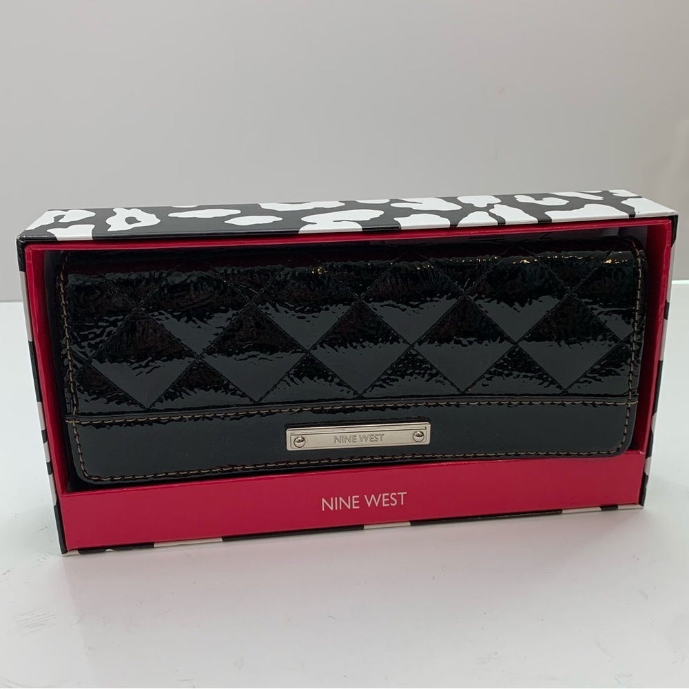 NWT Nine West Black Stanza Boxed Clutch